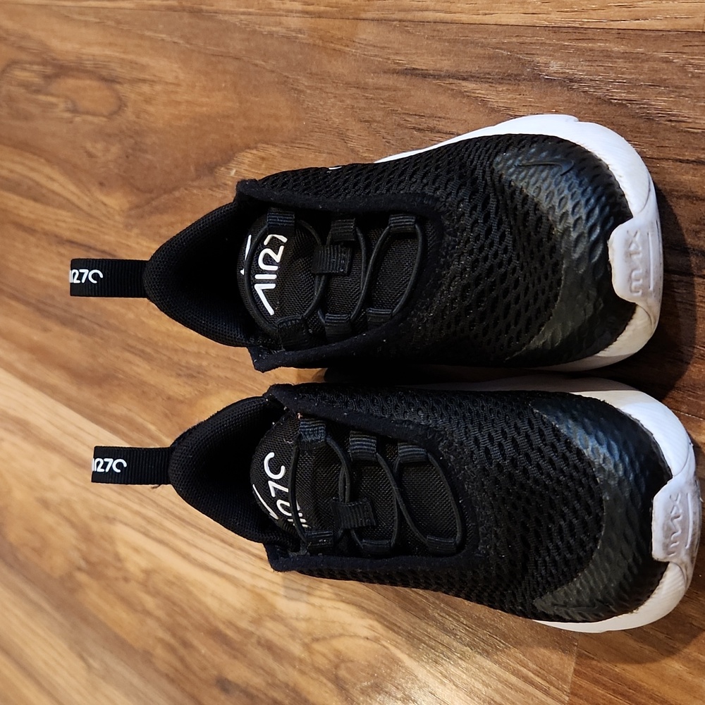 Nike Kids Black Sneakers